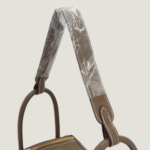 10001封面琳蒂大象灰