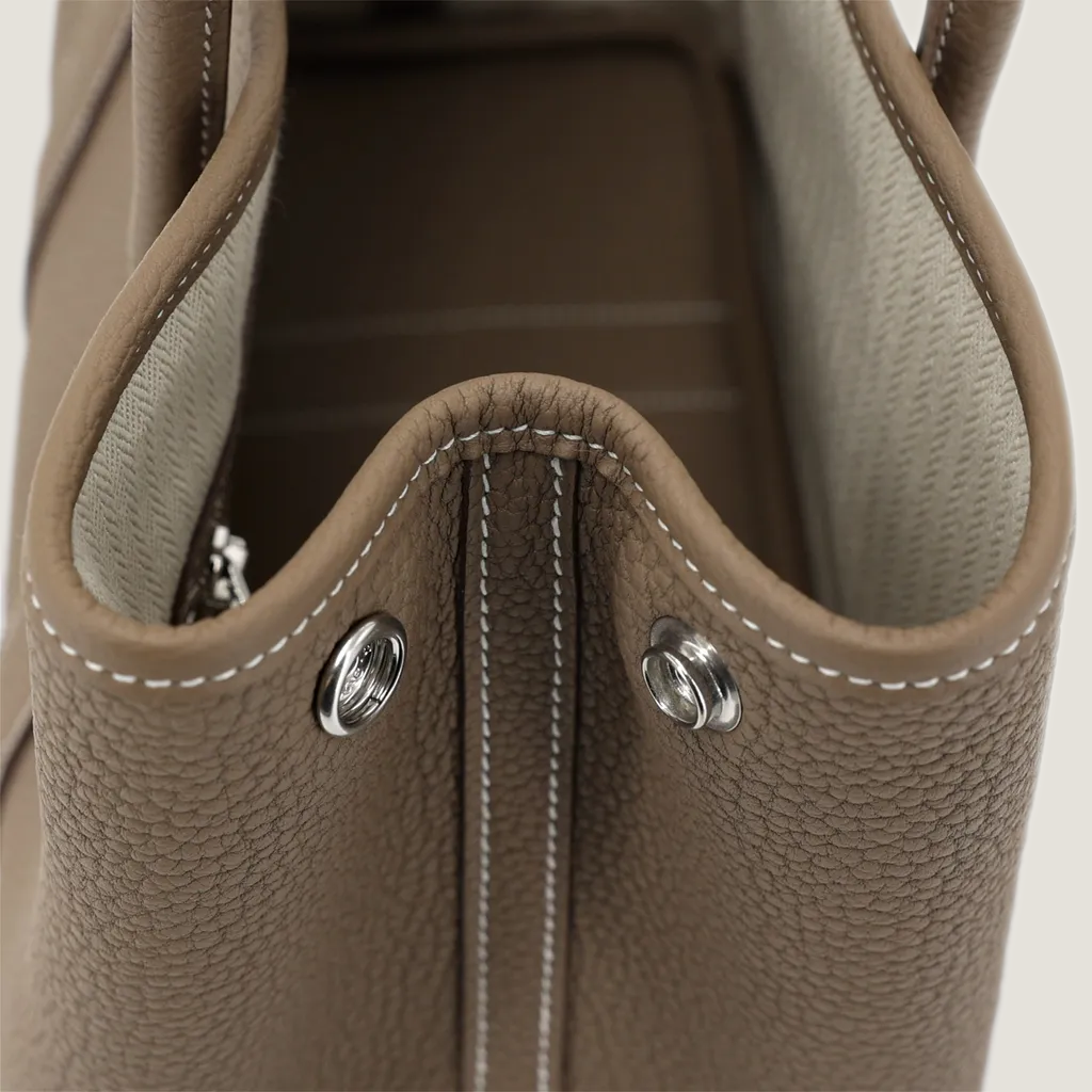 W30 × H21 × D13cm (9)