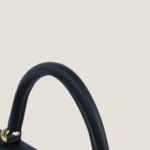 10001封面凯莉黑色 (2)