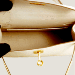 10001封面白二代