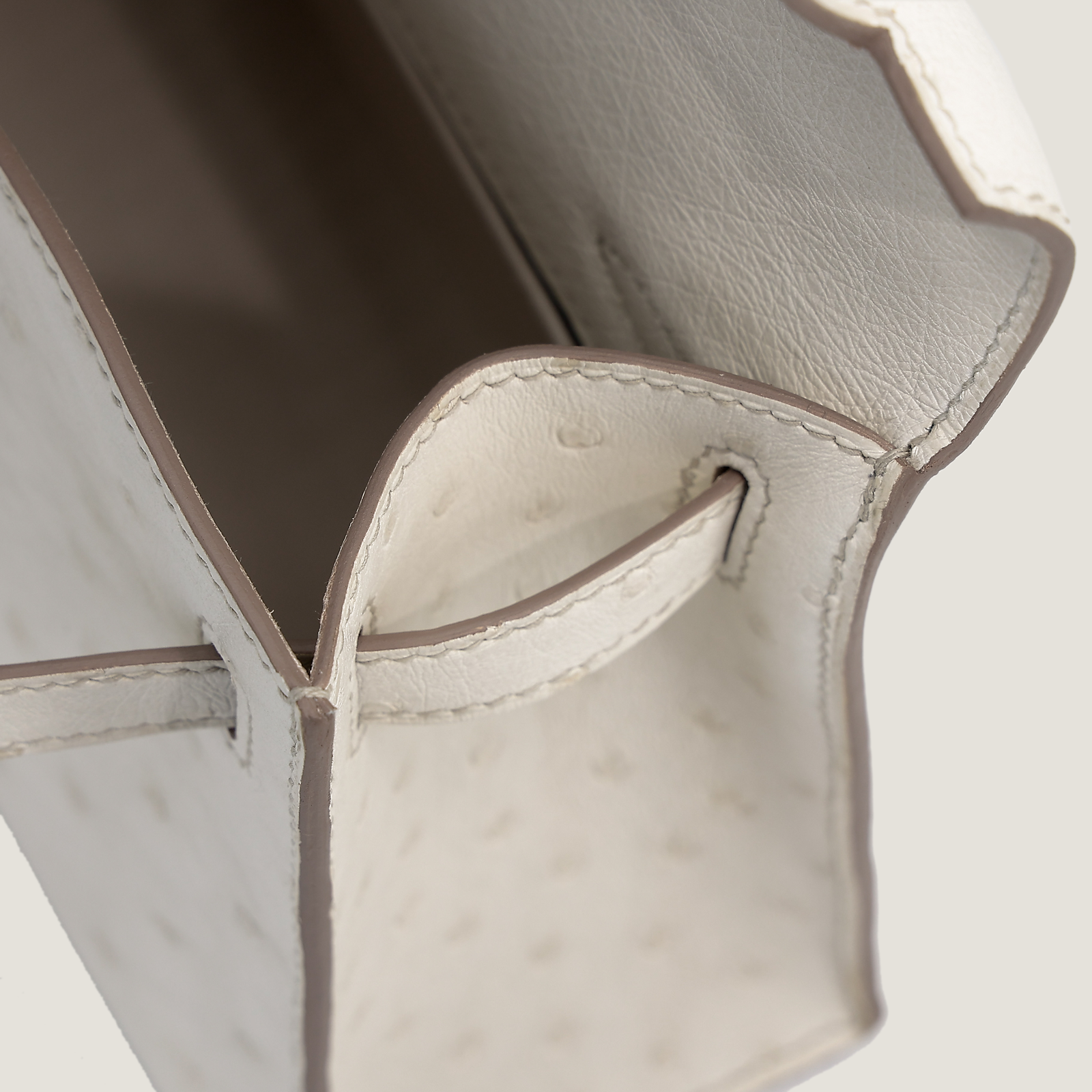 凯莉一代冰川白 (10)