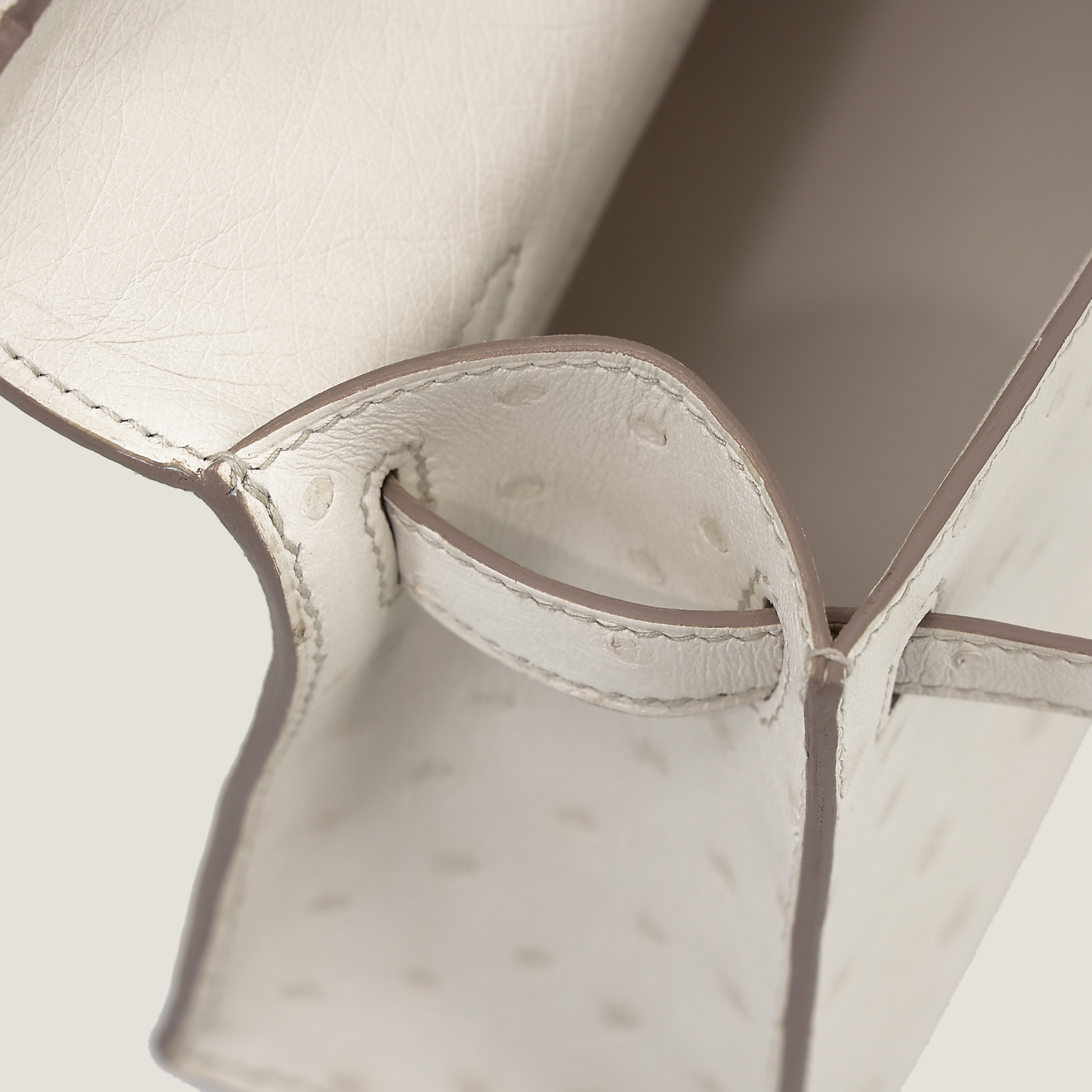 凯莉一代冰川白 (11)