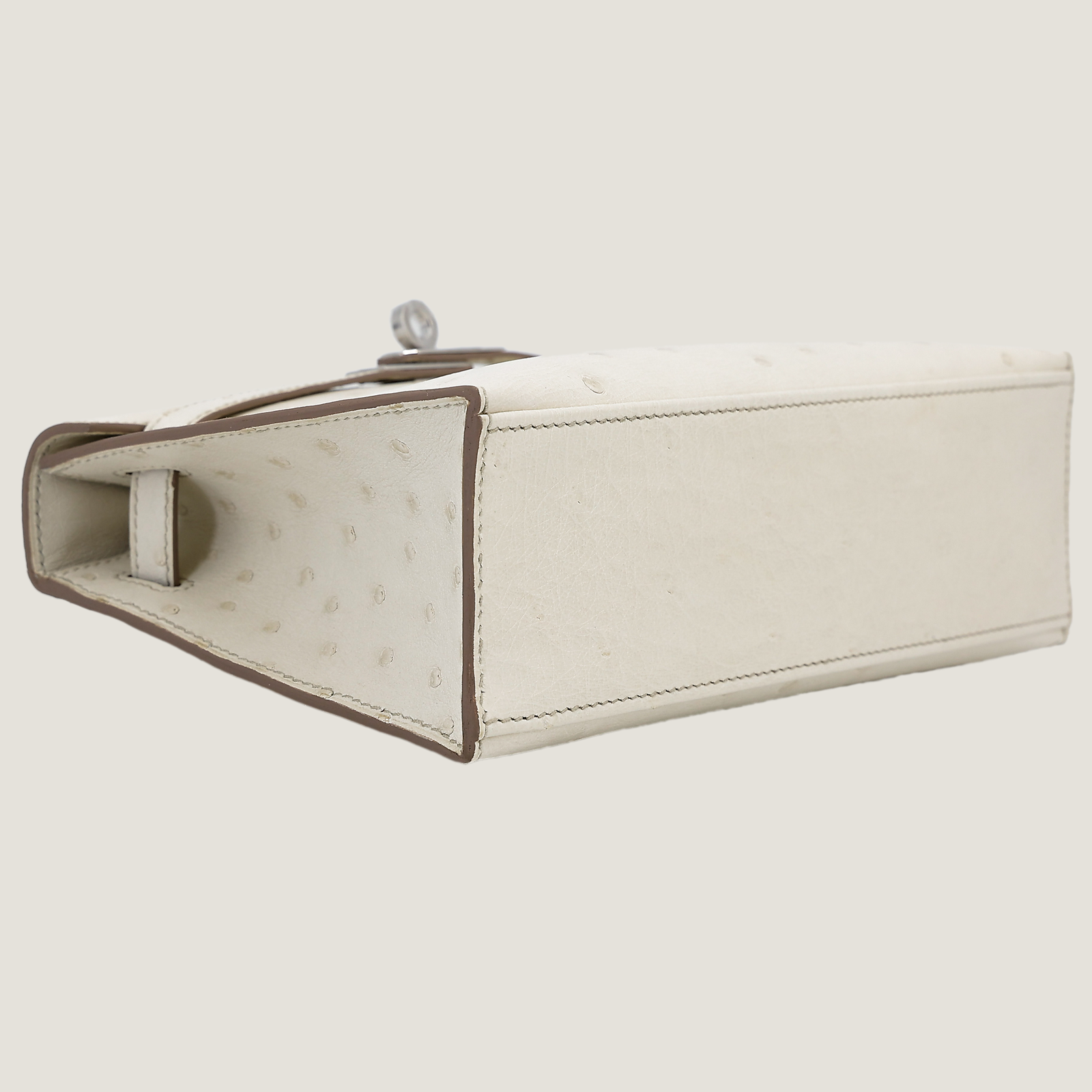 凯莉一代冰川白 (5)