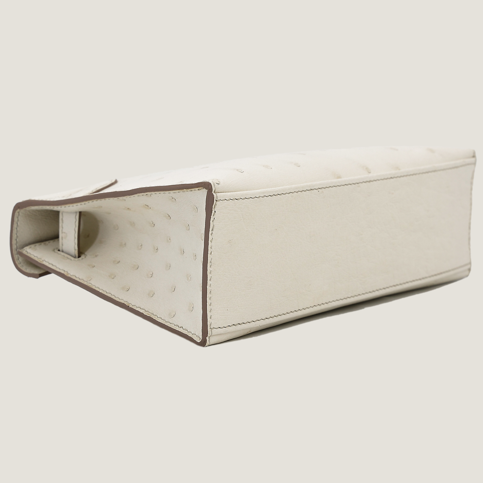 凯莉一代冰川白 (7)