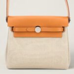 10001封面沙滩金