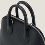 10001封面保龄球