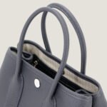 10001封面花园灰色