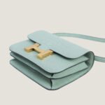 10001封面康康美洲鳄绿色