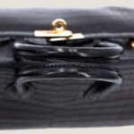 10001封面湾鳄雾面