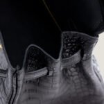 10001封面湾鳄雾面