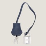 10001封面Hac a dos