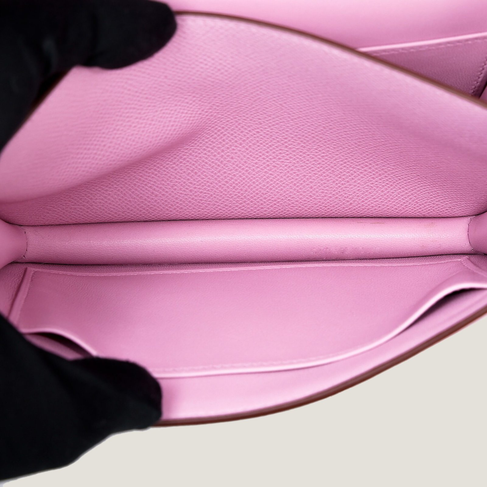 Silver hardware (12)